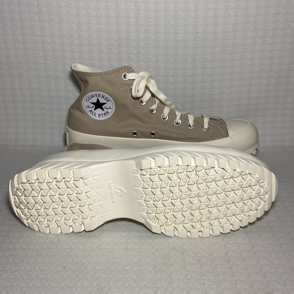 ⚓️Converse Chuck Taylor Canvas All Star Lugged 2.0 Platform Women’s 11 - Picture 8 of 8